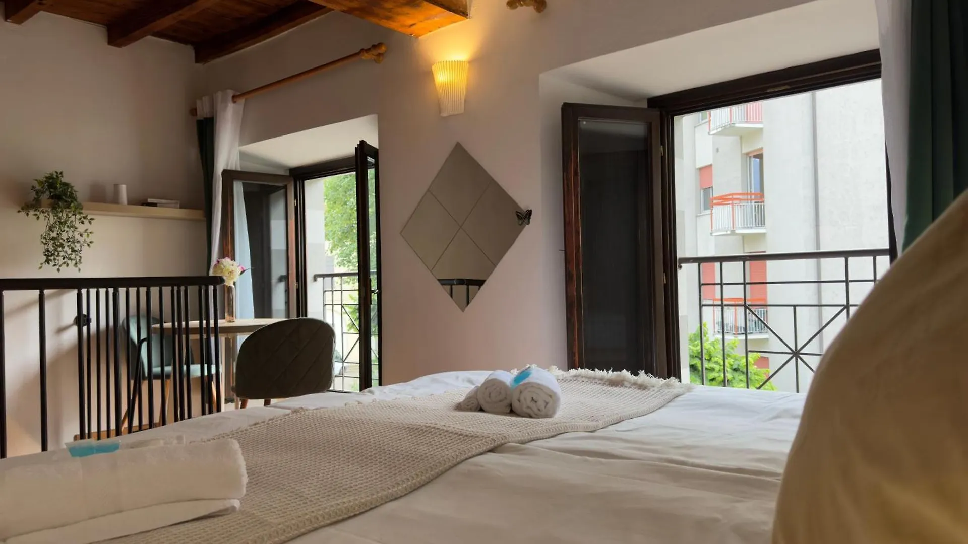 Апартаменты Sweet Holiday - Parcheggio Gratuito Privato Комо